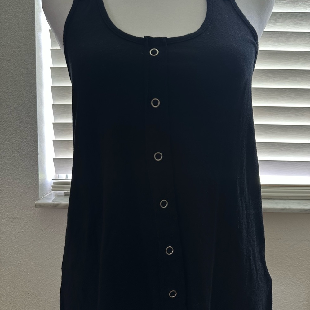 Guess Black Buttoned Sleeveless Tank Top